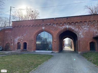 Железнодорожные ворота, двухпутные казематы